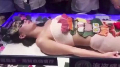 Ресторан nyotaimori япония