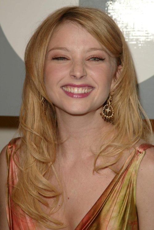 Elisabeth harnois
