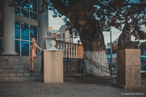 Nude and the city евгений никонов