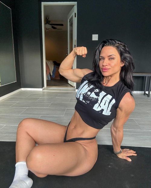 Renee jewett